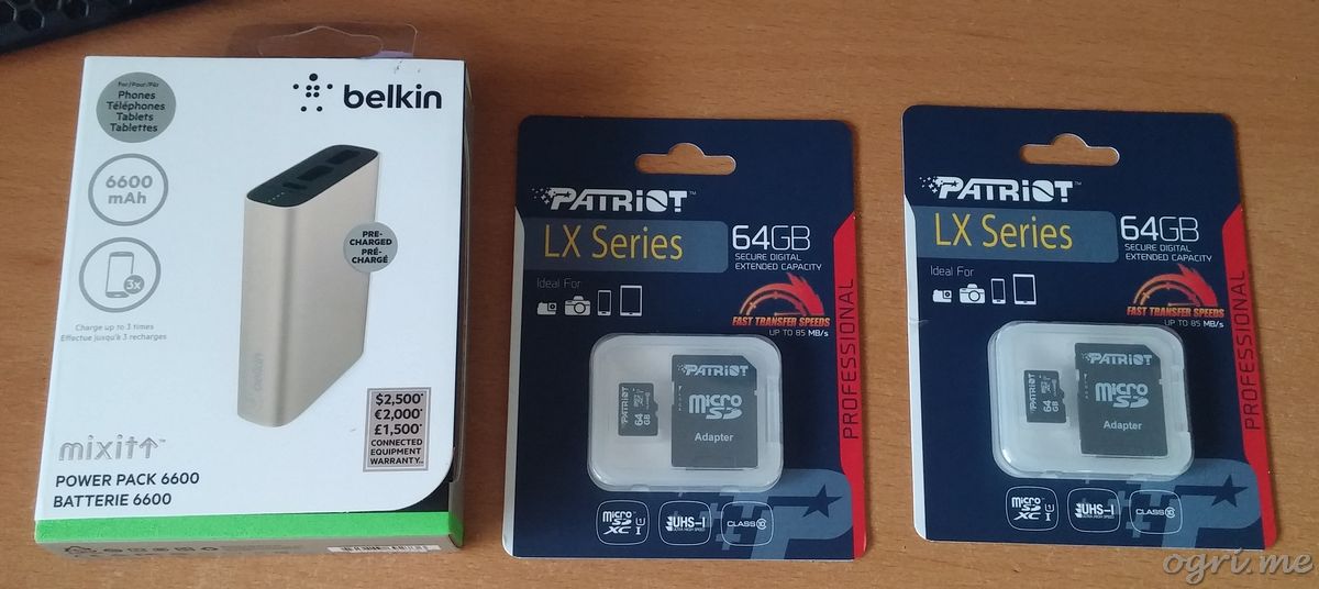 smartphone-accessories.jpg